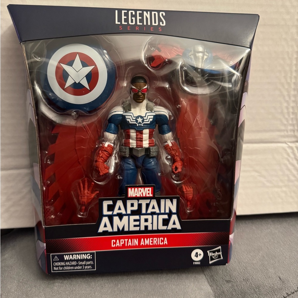 Hasbro Marvel Legends Captain America Action Figure